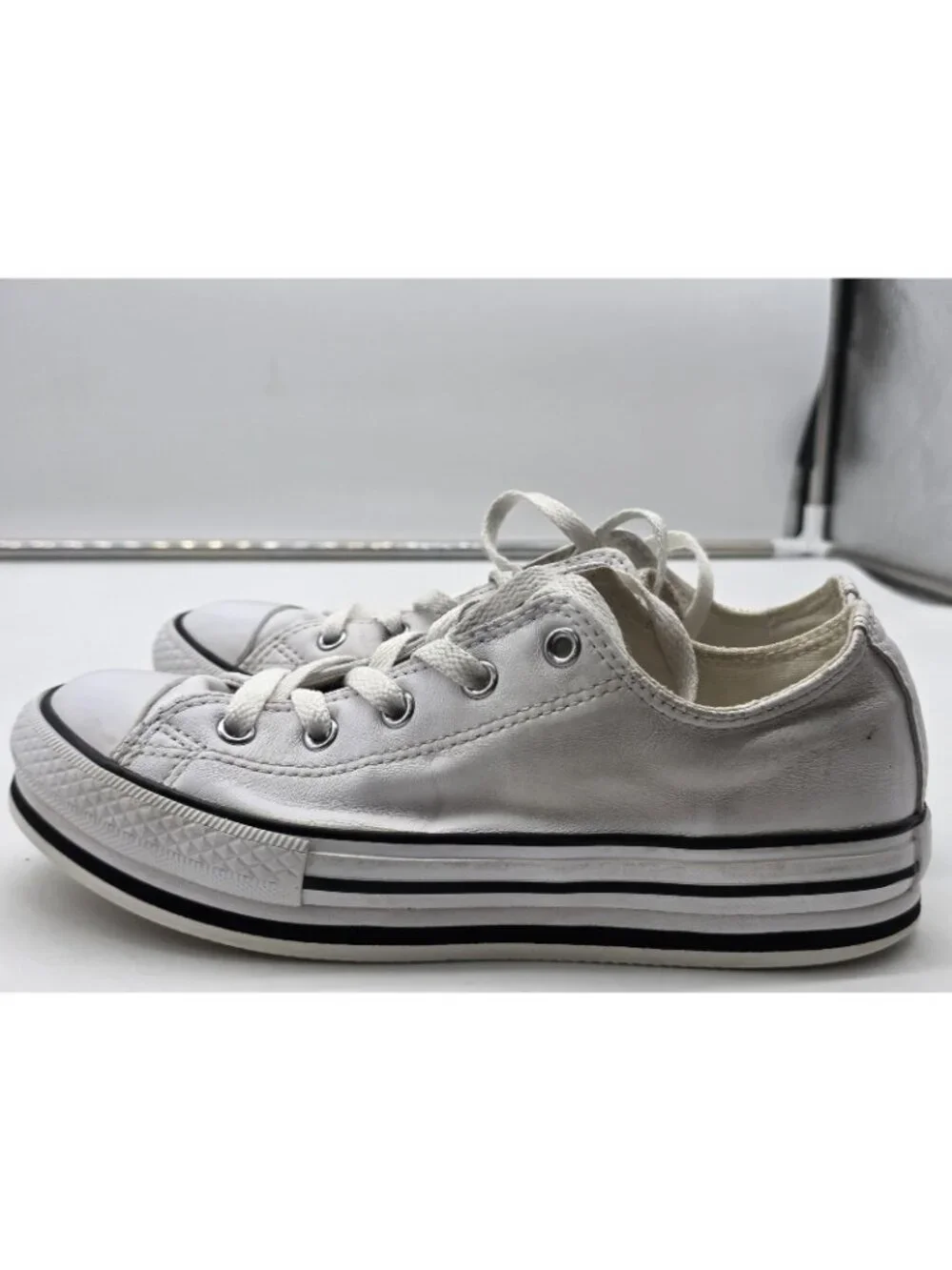 Converse All Star Shoes Kids Size 3 Platform Low Top Sneakers 669709C Damage